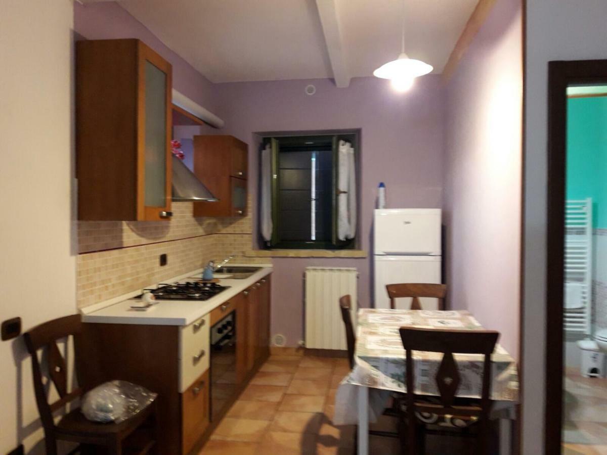 לסי Agriturismo Fattoria Del Colle מראה חיצוני תמונה