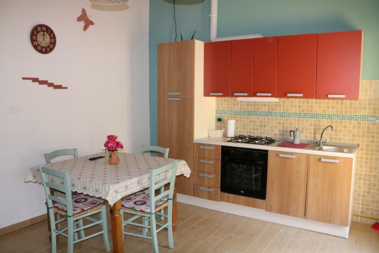 לסי Agriturismo Fattoria Del Colle מראה חיצוני תמונה