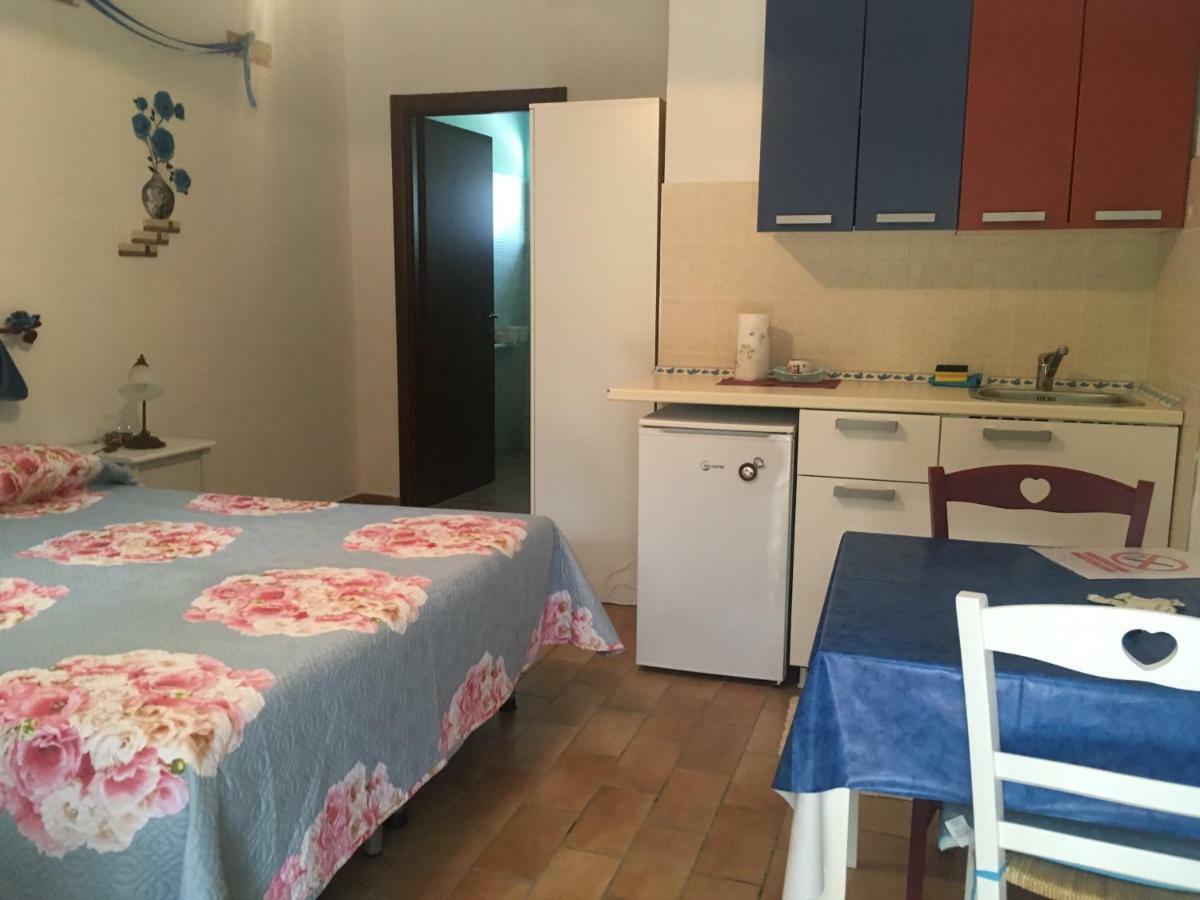 לסי Agriturismo Fattoria Del Colle מראה חיצוני תמונה