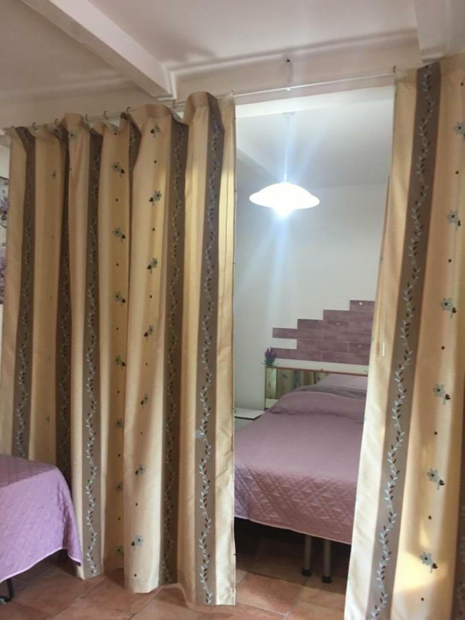 לסי Agriturismo Fattoria Del Colle מראה חיצוני תמונה